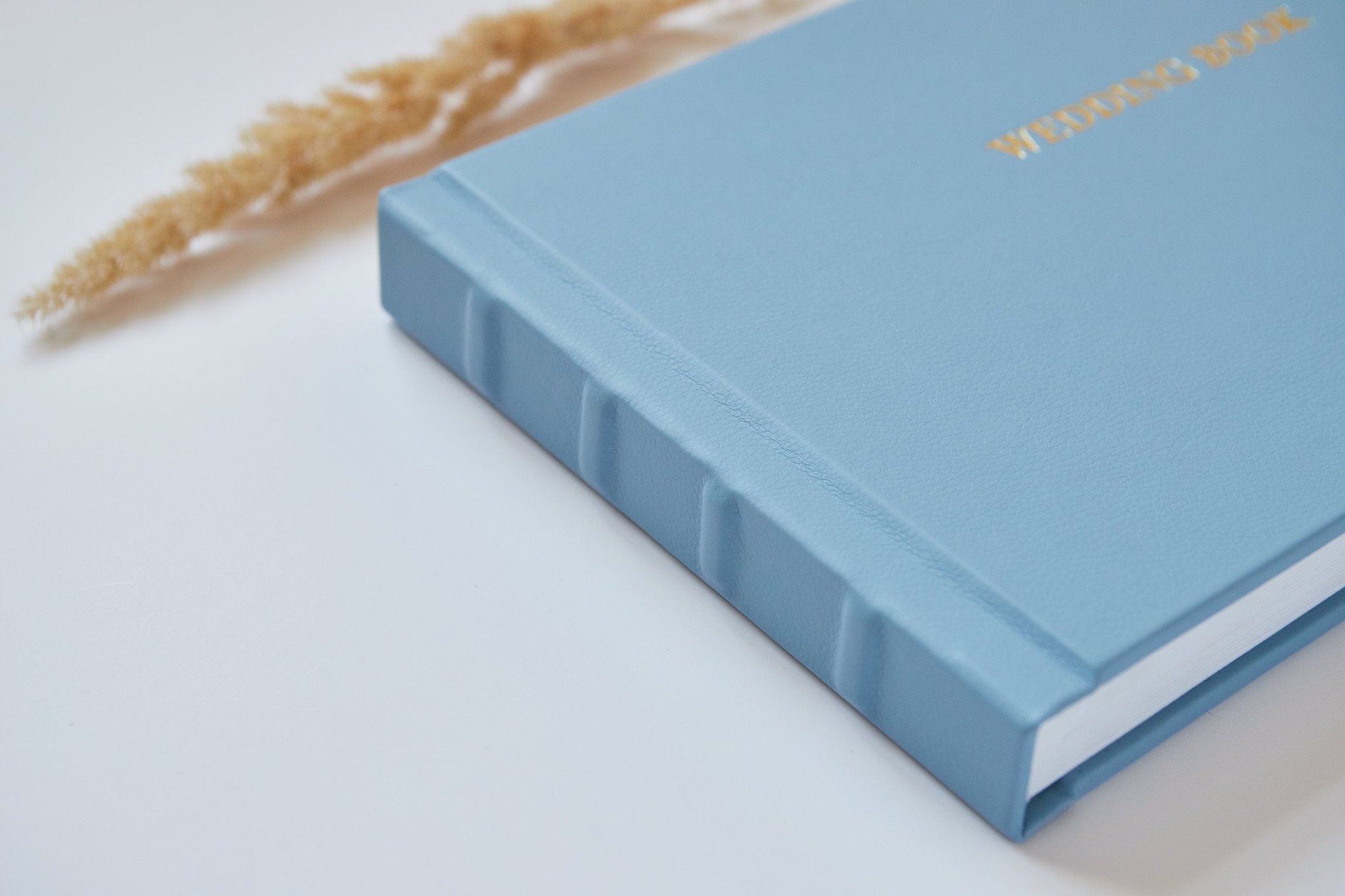 Examples of wedding photo books. Printing & design service. Photo 93369 (2023-05-03 22:08:56)