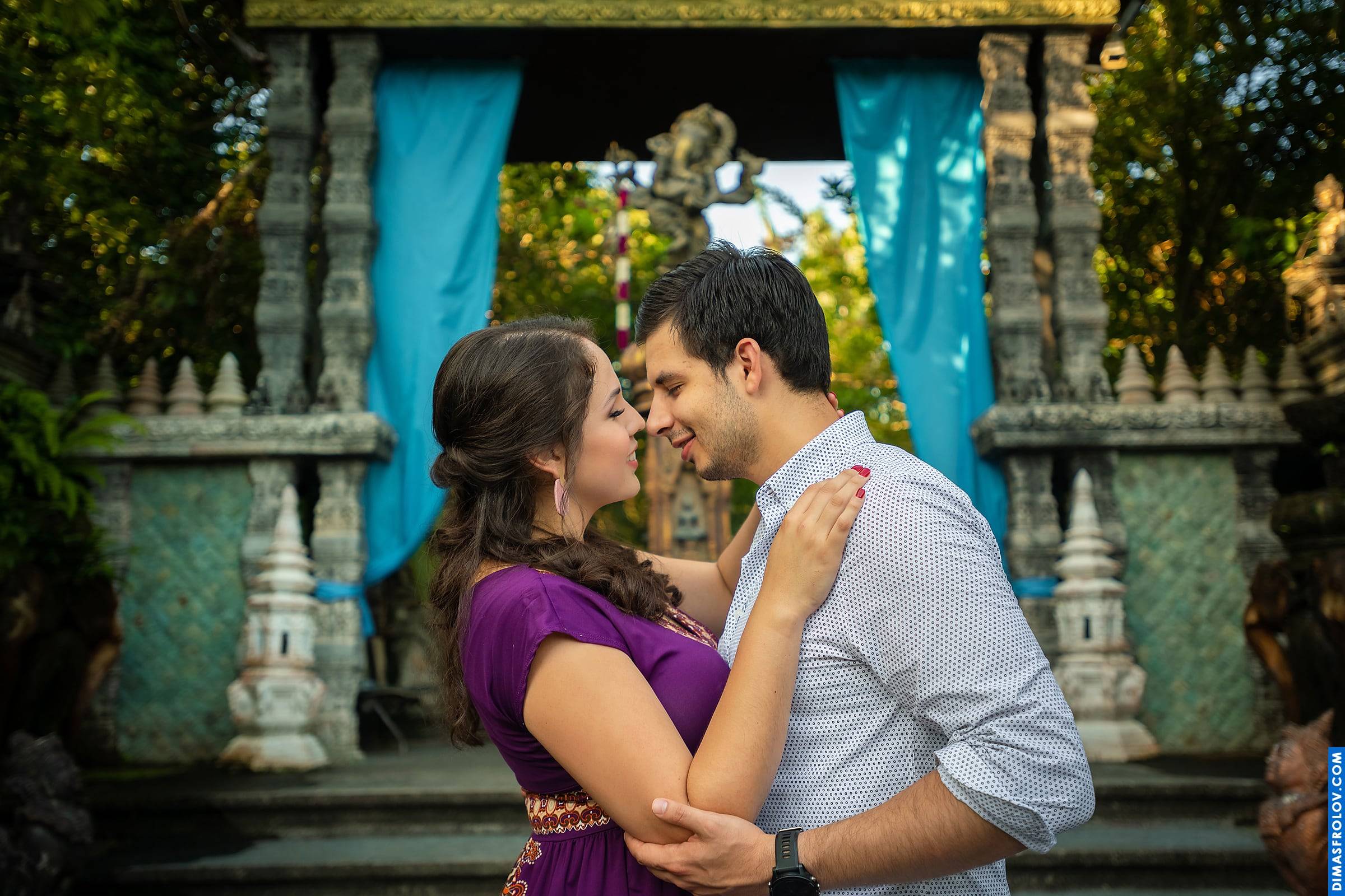 ถ่ายภาพคู่รักและการหมั้น Adriana & Christian. บาทต่อภาพ 53678 (2023-05-03 21:56:03)