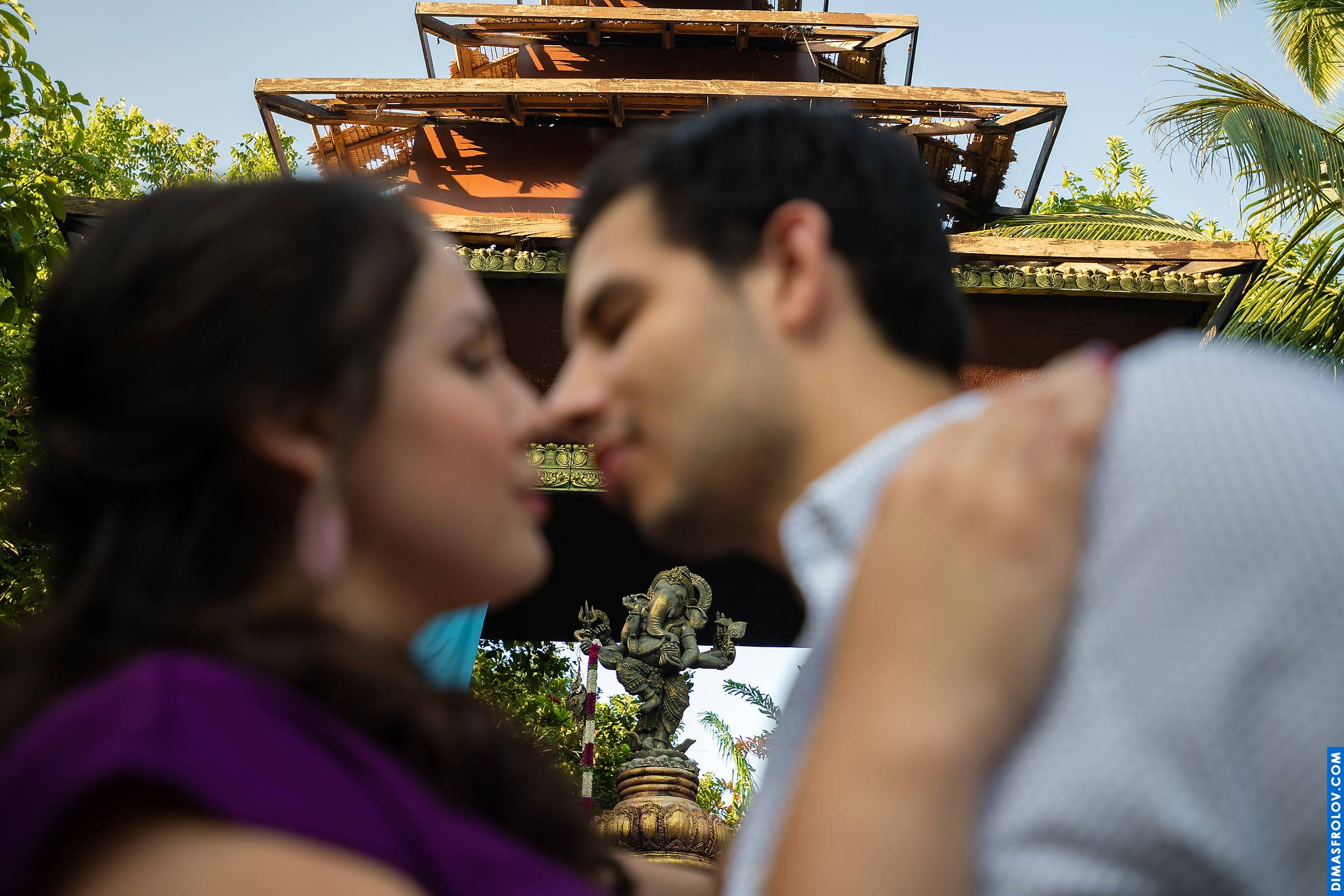 ถ่ายภาพคู่รักและการหมั้น Adriana & Christian. บาทต่อภาพ 53619 (2023-05-03 21:56:02)