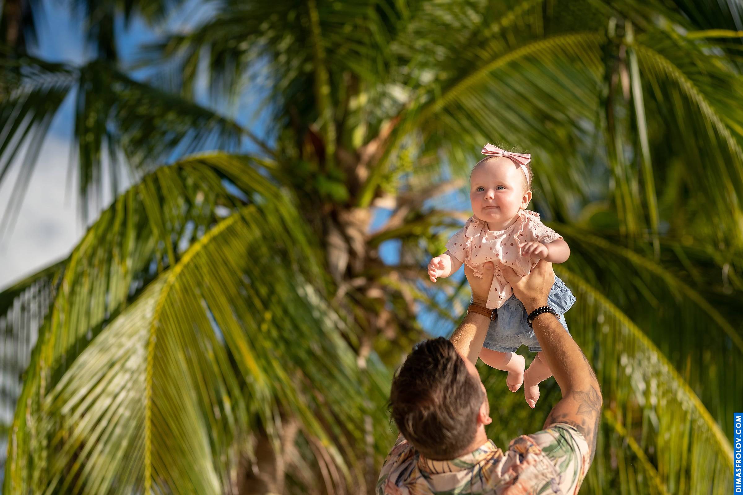 family Vacay Monkeys. บาทต่อภาพ 63208 (2023-05-03 21:58:25)