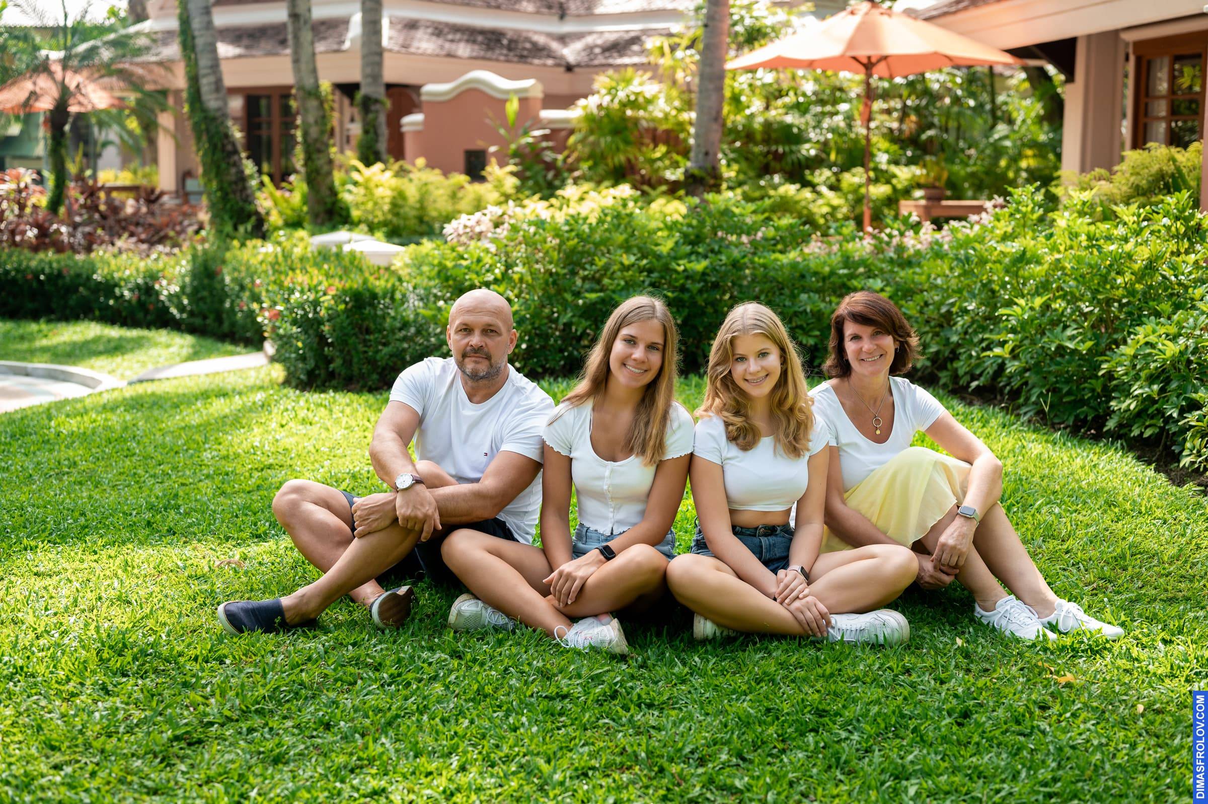 family Kurzhals. บาทต่อภาพ 116777 (2023-05-03 22:16:02)