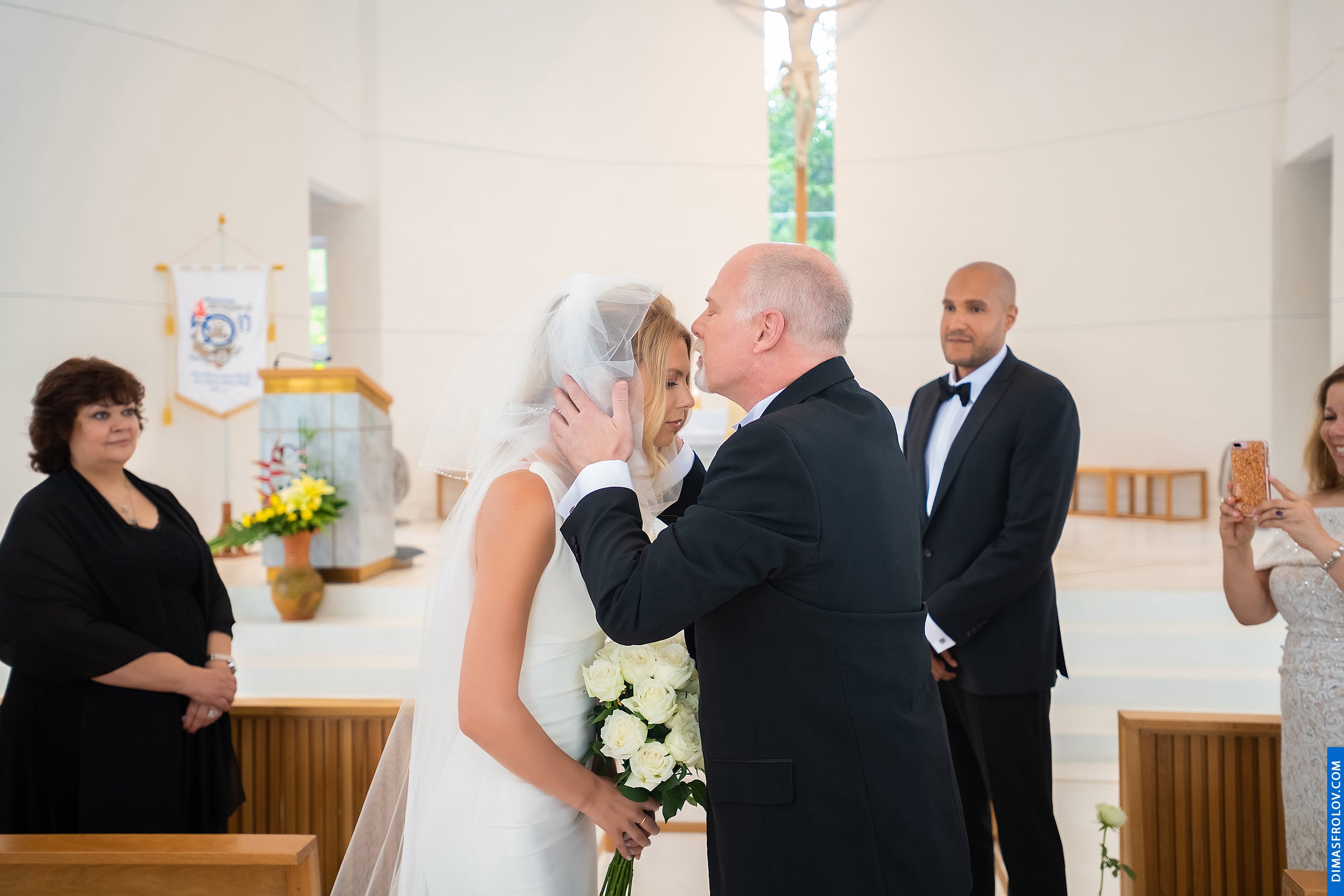 Frank and Miranda. Catholic church ceremony and western ceremony. Photo 128975 (2025-04-01 05:57:25)