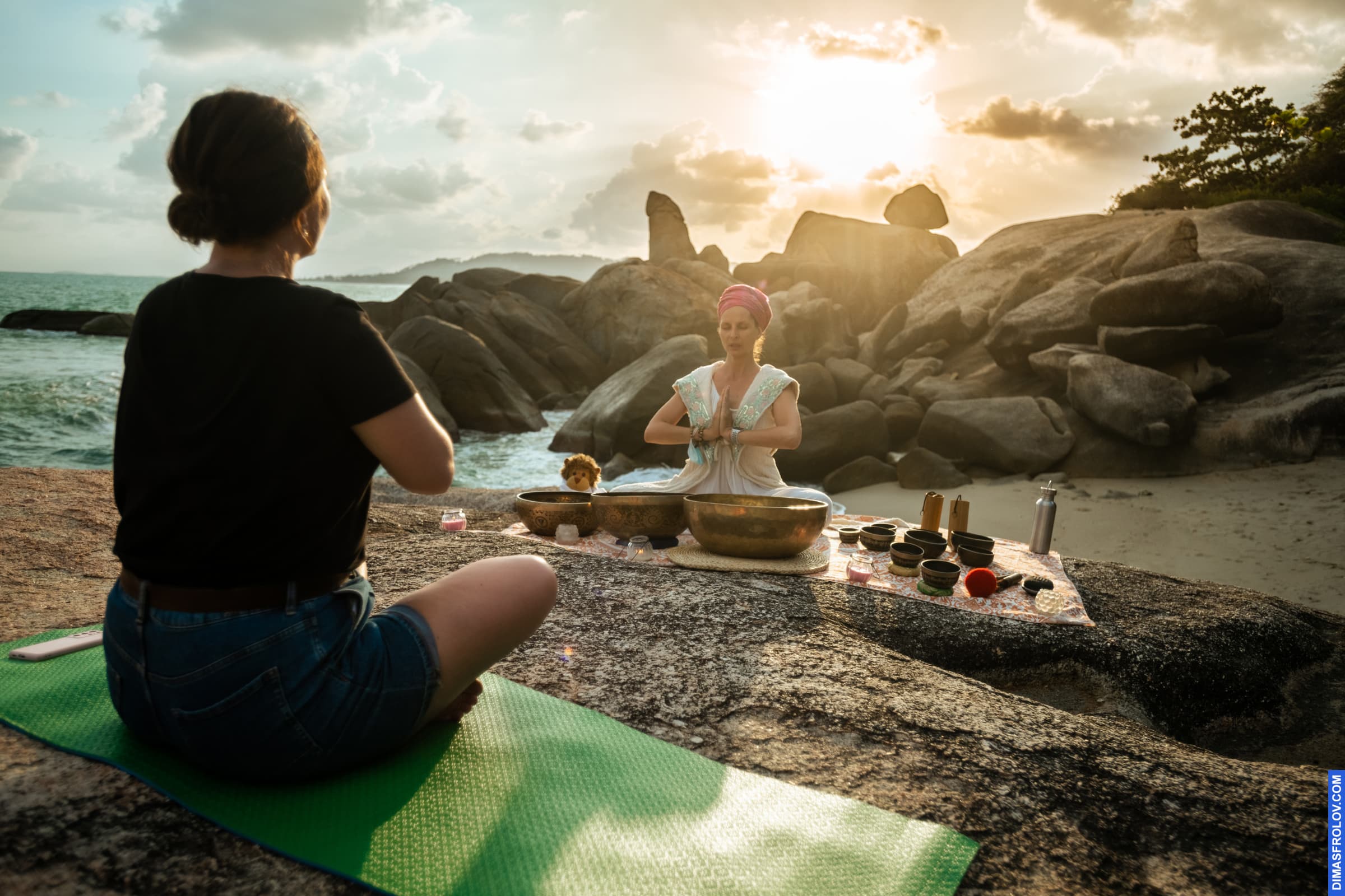 events Yoga meditation with Tibetan singing bowls. photo 102312 (2023-05-03 22:11:12)