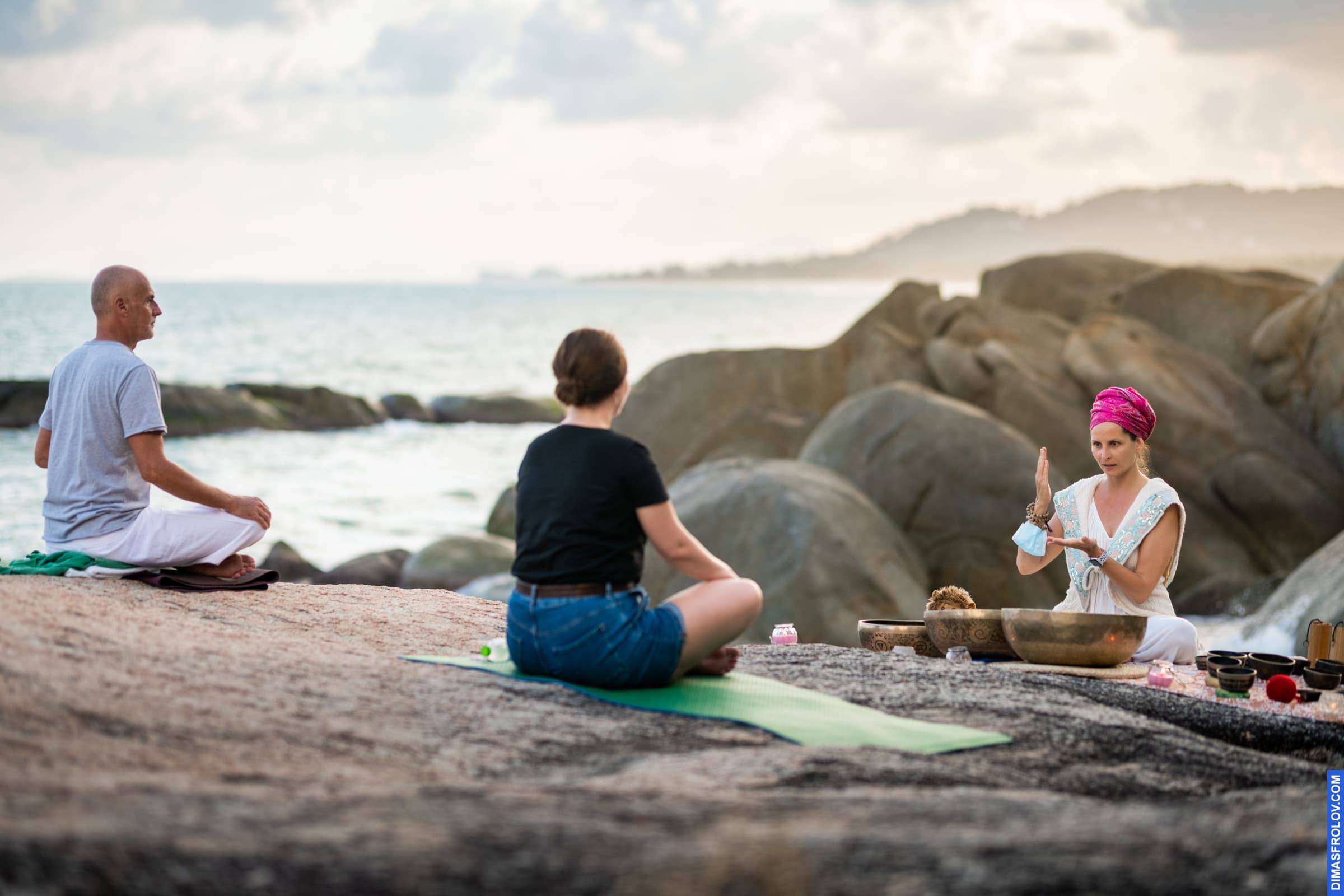 events Yoga meditation with Tibetan singing bowls. photo 102319 (2023-05-03 22:11:12)
