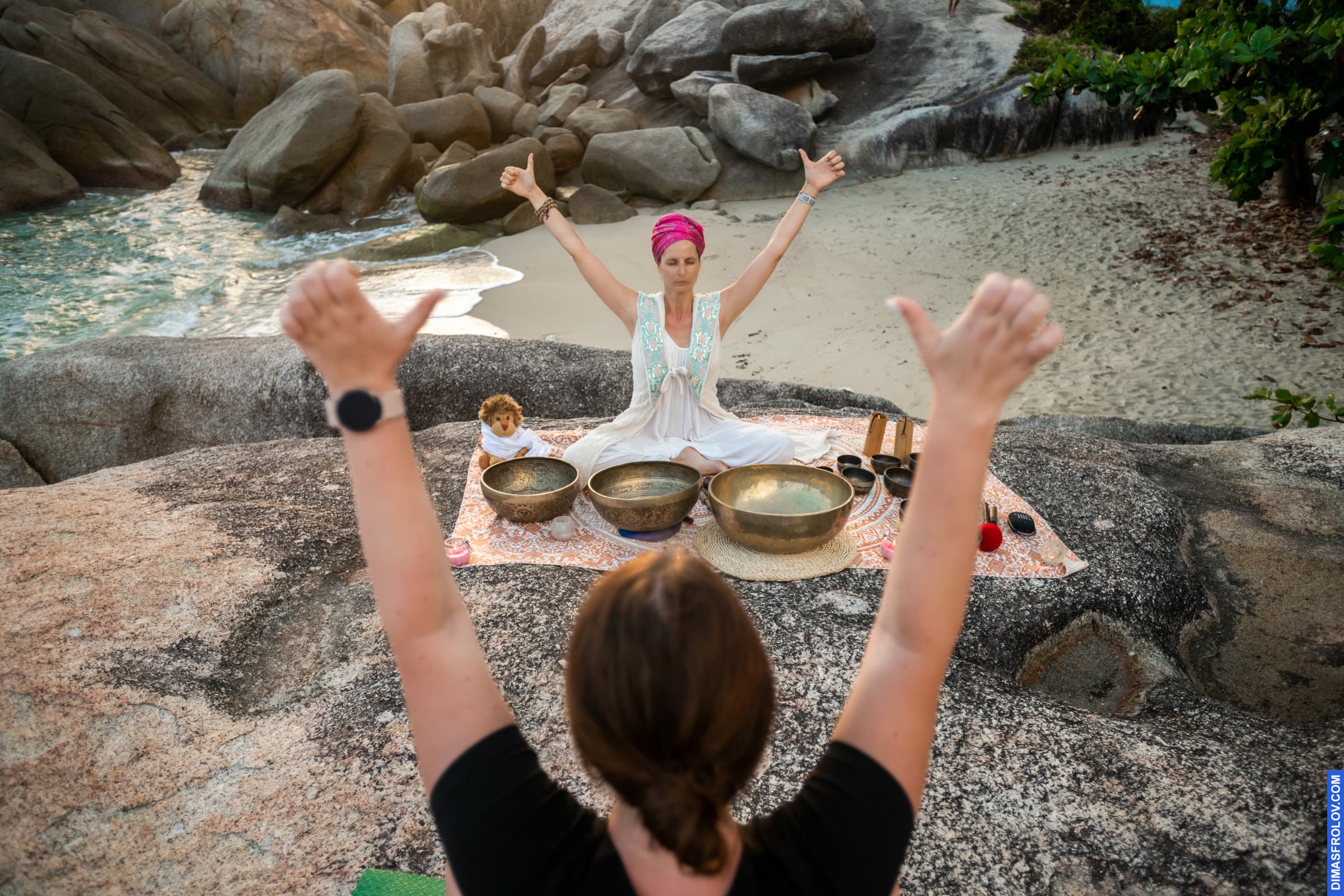 events Yoga meditation with Tibetan singing bowls. photo 102320 (2023-05-03 22:11:12)