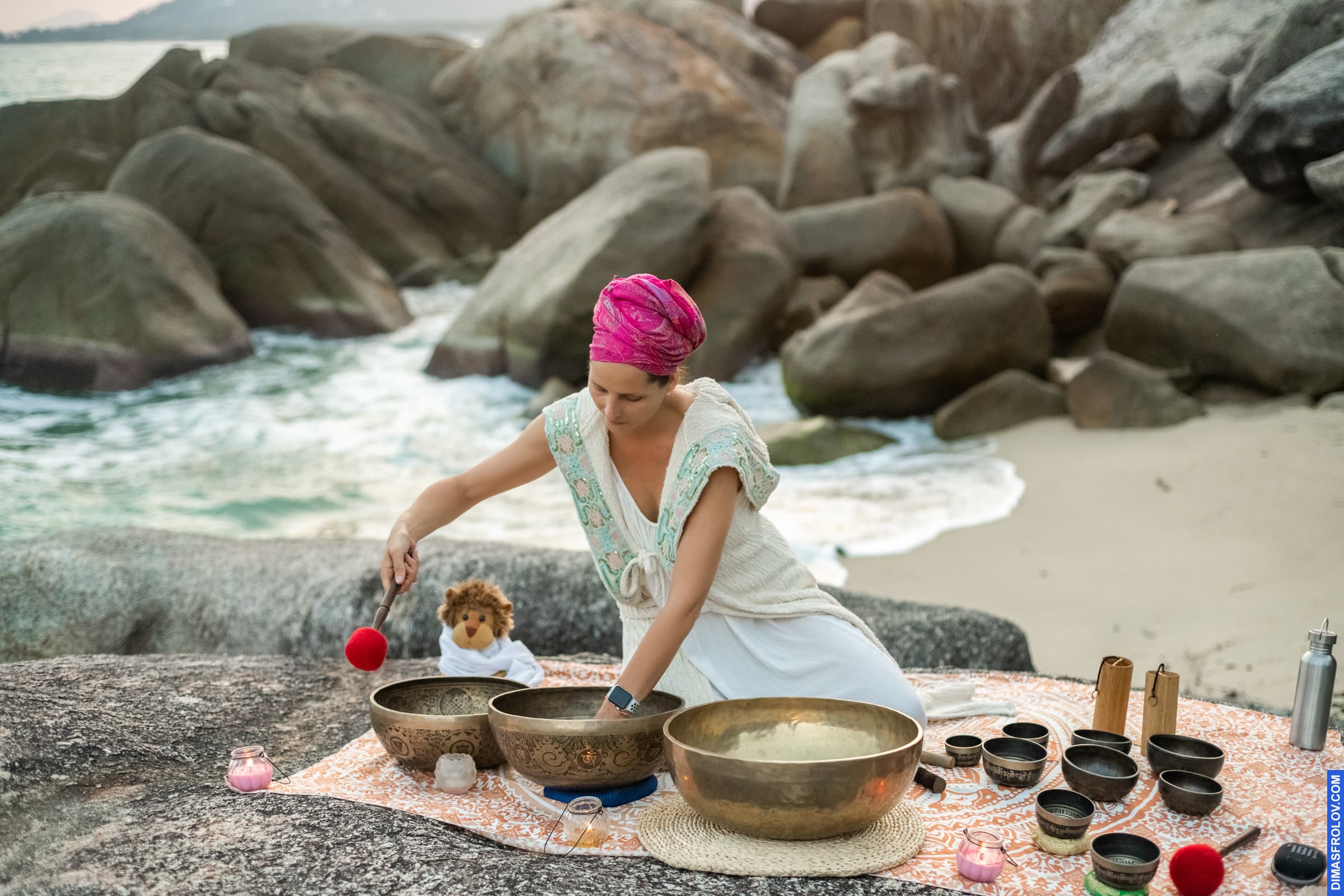 events Yoga meditation with Tibetan singing bowls. photo 102346 (2023-05-03 22:11:13)