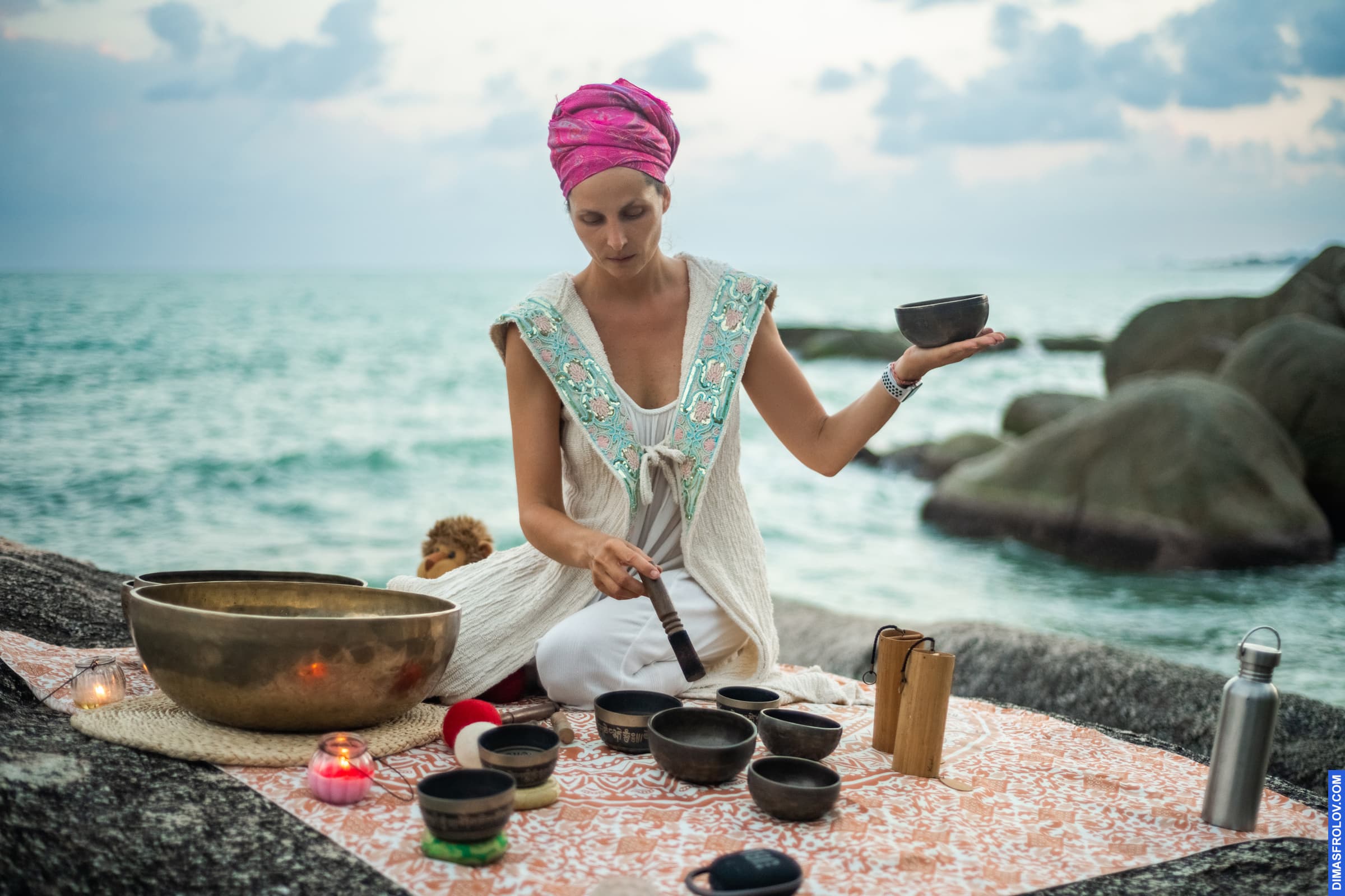 events Yoga meditation with Tibetan singing bowls. photo 102357 (2023-05-03 22:11:13)