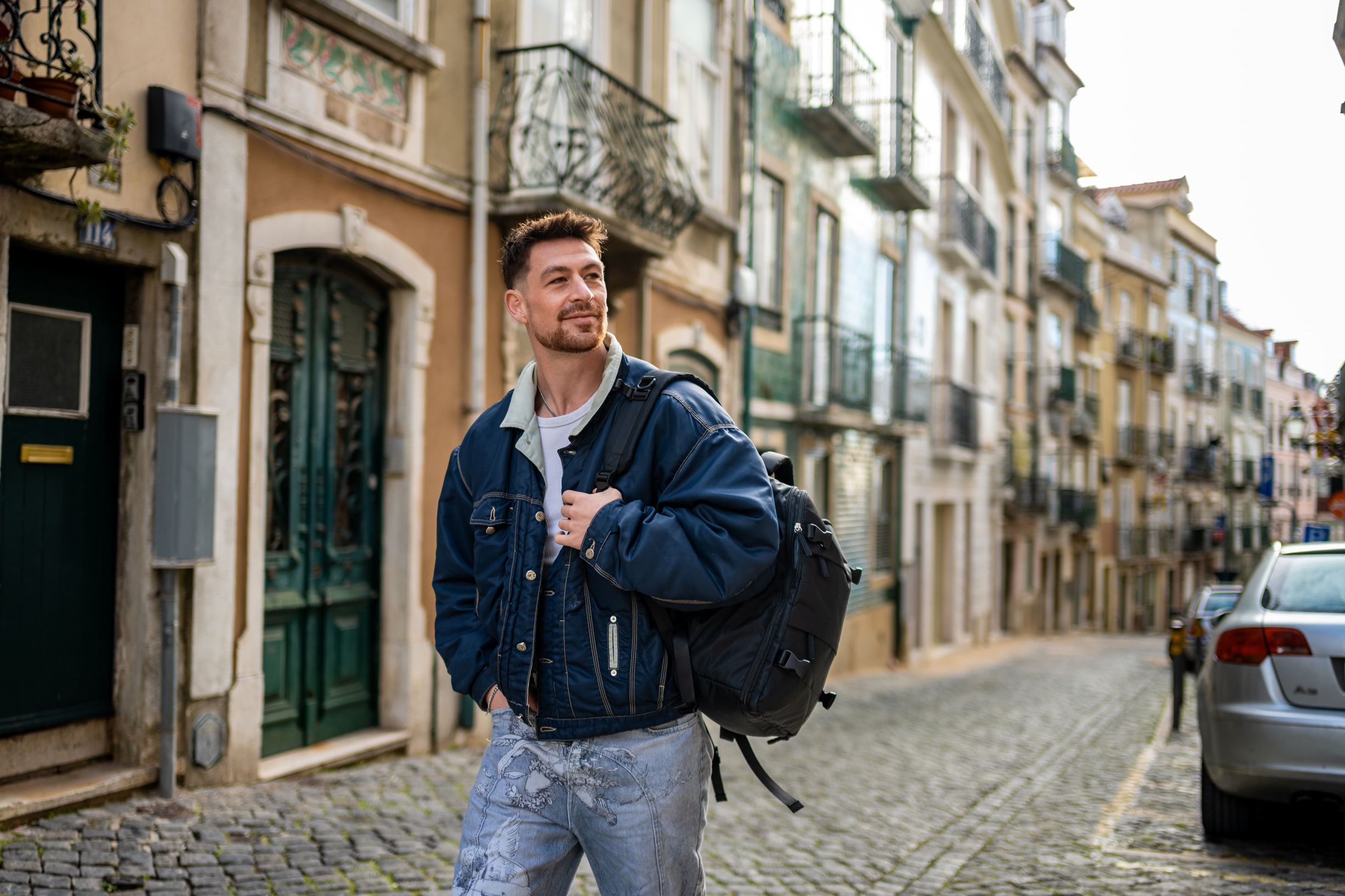 Men-s Photoshoot in Lisbon for Dating Apps. Photo 130865 (2026-05-01 09:09:05)