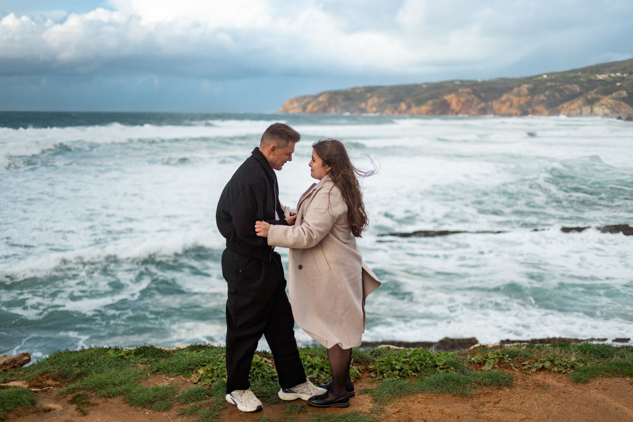 Surprise Proposal Photoshoot in Lisbon and Praia do Guincho. Photo 131225 (2026-05-01 15:36:25)