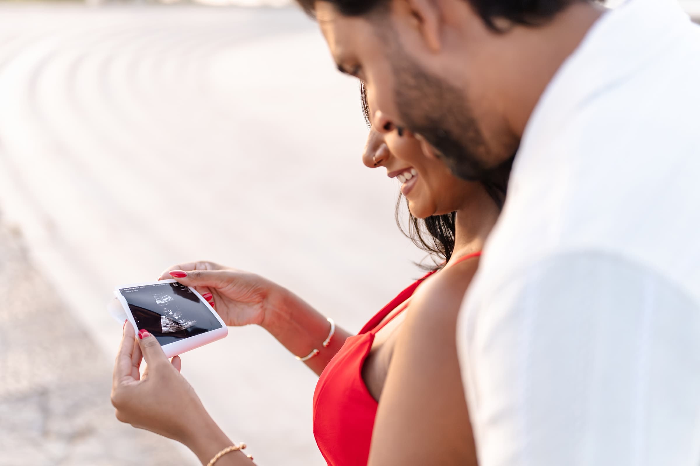 Anesha & Ryan: A Sunrise Pregnancy Photoshoot in Lisbon. Photo 131675 (2026-07-16 09:24:53)