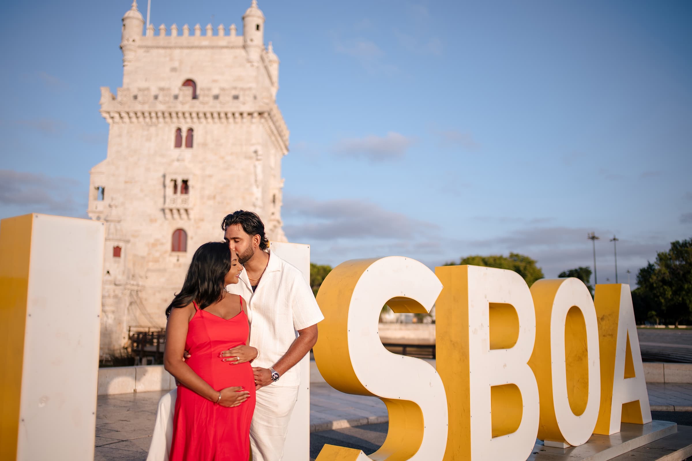 Anesha & Ryan: A Sunrise Pregnancy Photoshoot in Lisbon. Photo 131706 (2026-07-16 09:25:29)
