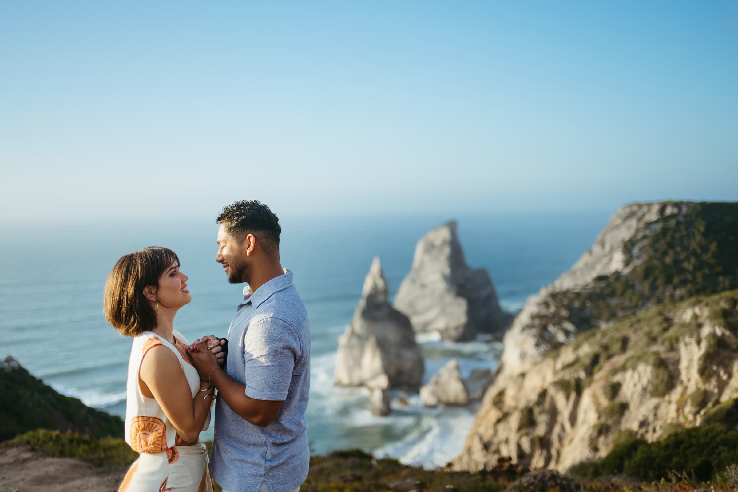 Couple & honeymoon photos in Lisbon . Photographer's Portfolio. . Photo josse-christina-00178-4K-1ad60b7345.