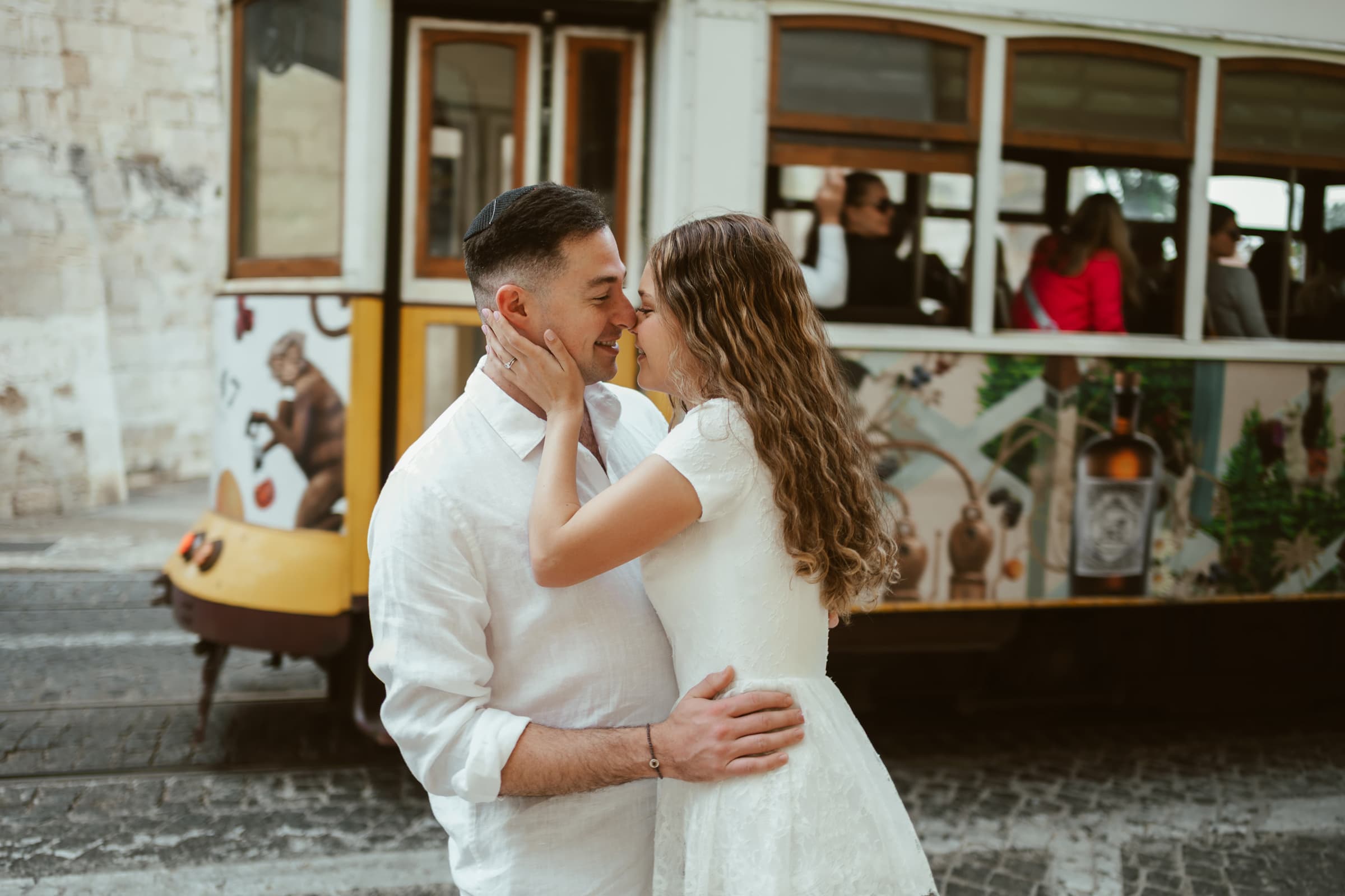 Couple & honeymoon photos in Lisbon . Photographer's Portfolio. . Photo natanya-dean-013-d01754a32e.
