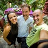 A imagem de perfil do cliente que deixa a avaliação: Gabriela Bueno