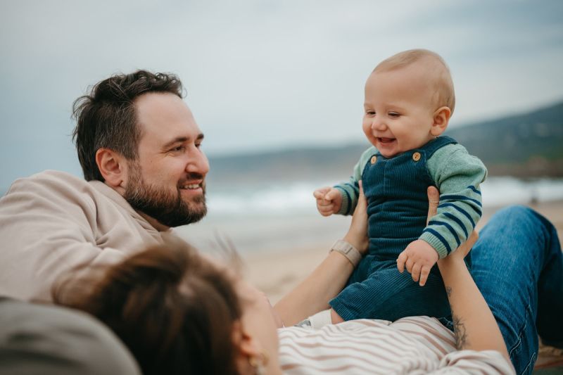 Olga, Andrey & baby boy Timofey: <br>A Family Photoshoot at Guincho Beach