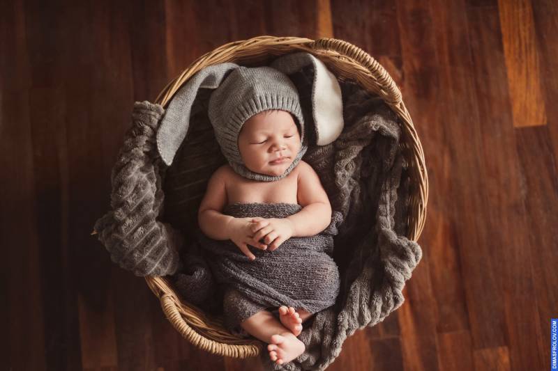 Baby Tao. How are the maternity & newborn photo shoots going?