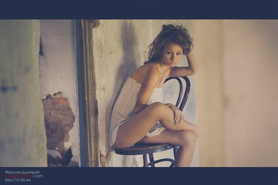 Photoshoot in an abandoned house. photographer Dimas Frolov. photo768