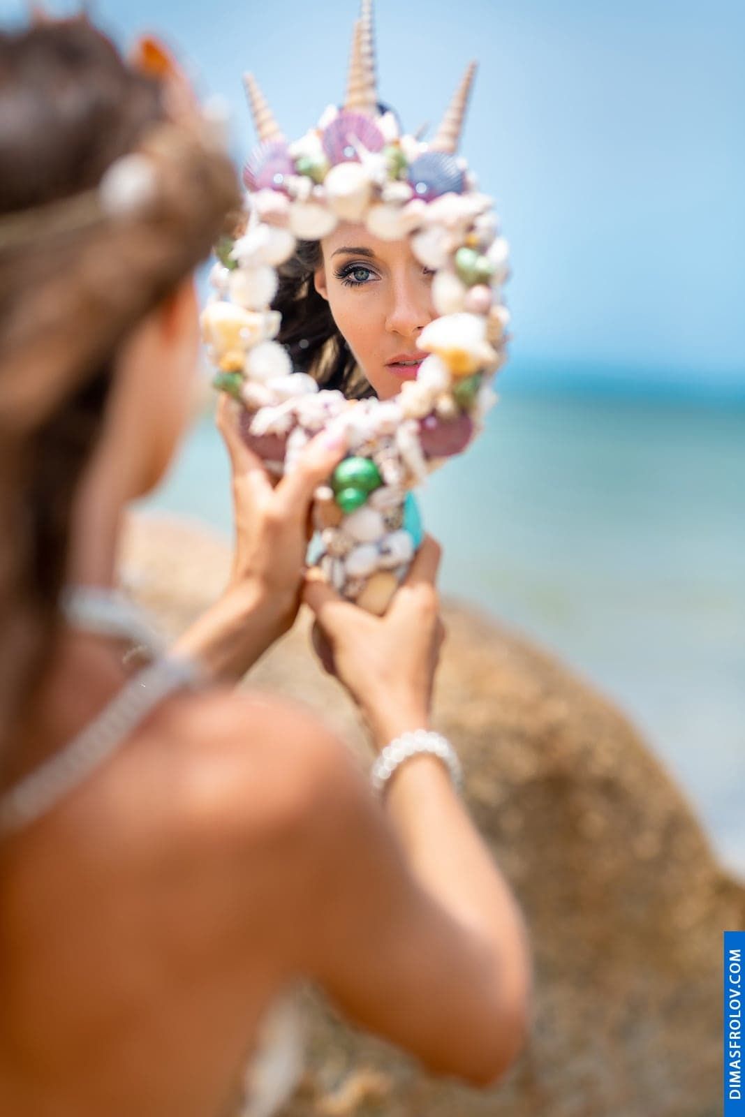 Unique shell accessories for a themed photo shoot on Koh Samui. photographer Dimas Frolov. photo1635