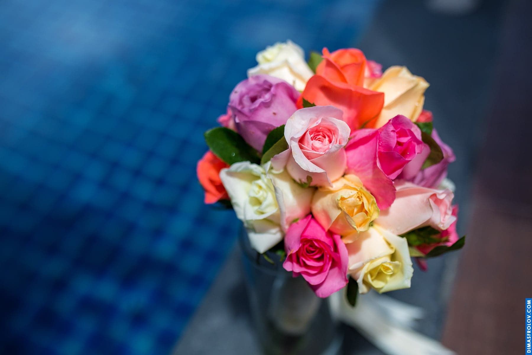ช่อดอกไม้แต่งงาน จากดอกไม้ท้องถิ่นบนเกาะสมุย. ช่างภาพ ดีมัส โฟรล็อกซ์. บาทต่อภาพ1153