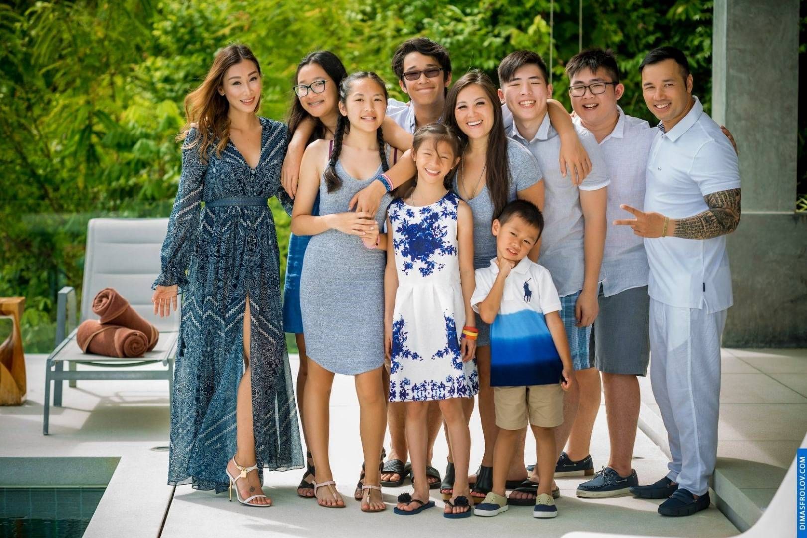 ถ่ายภาพกับครอบครัวใหญ่ ณ เกาะสมุย. ช่างภาพ ดีมัส โฟรล็อกซ์. บาทต่อภาพ1778