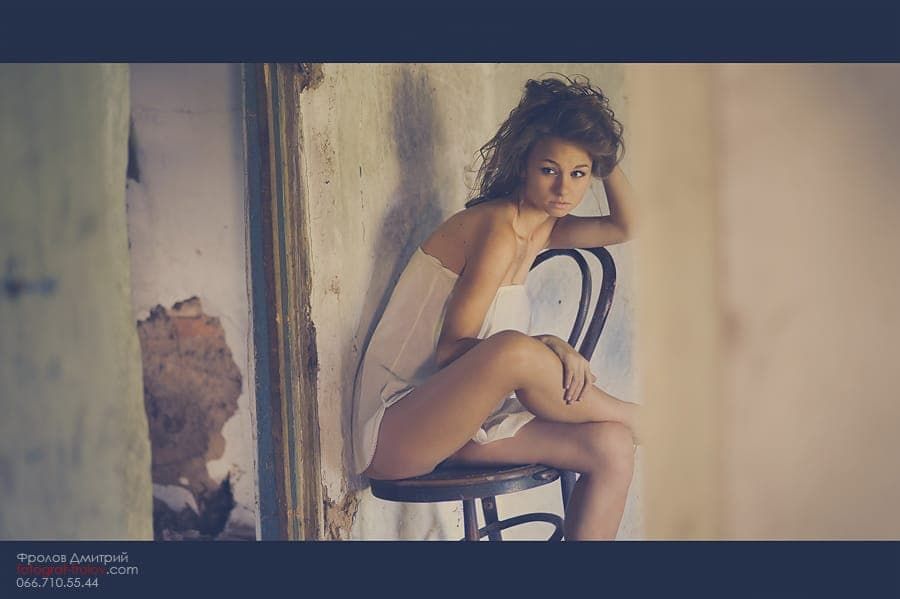 Photoshoot in an abandoned house. photographer Dimas Frolov. photo768