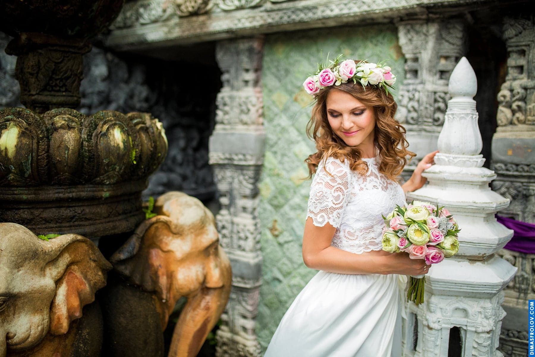 Wedding Bouquet with Local Flowers on Samui. photographer Dimas Frolov. photo1161