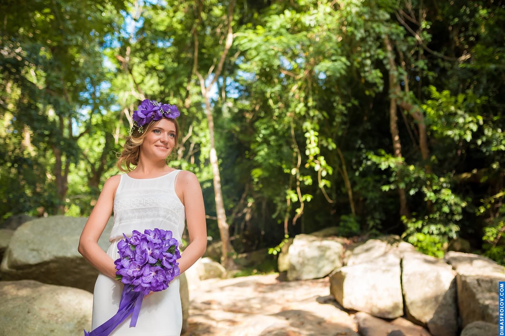 Bridal Bouquet for Tropical Wedding on Koh Samui. photographer Dimas Frolov. photo1203