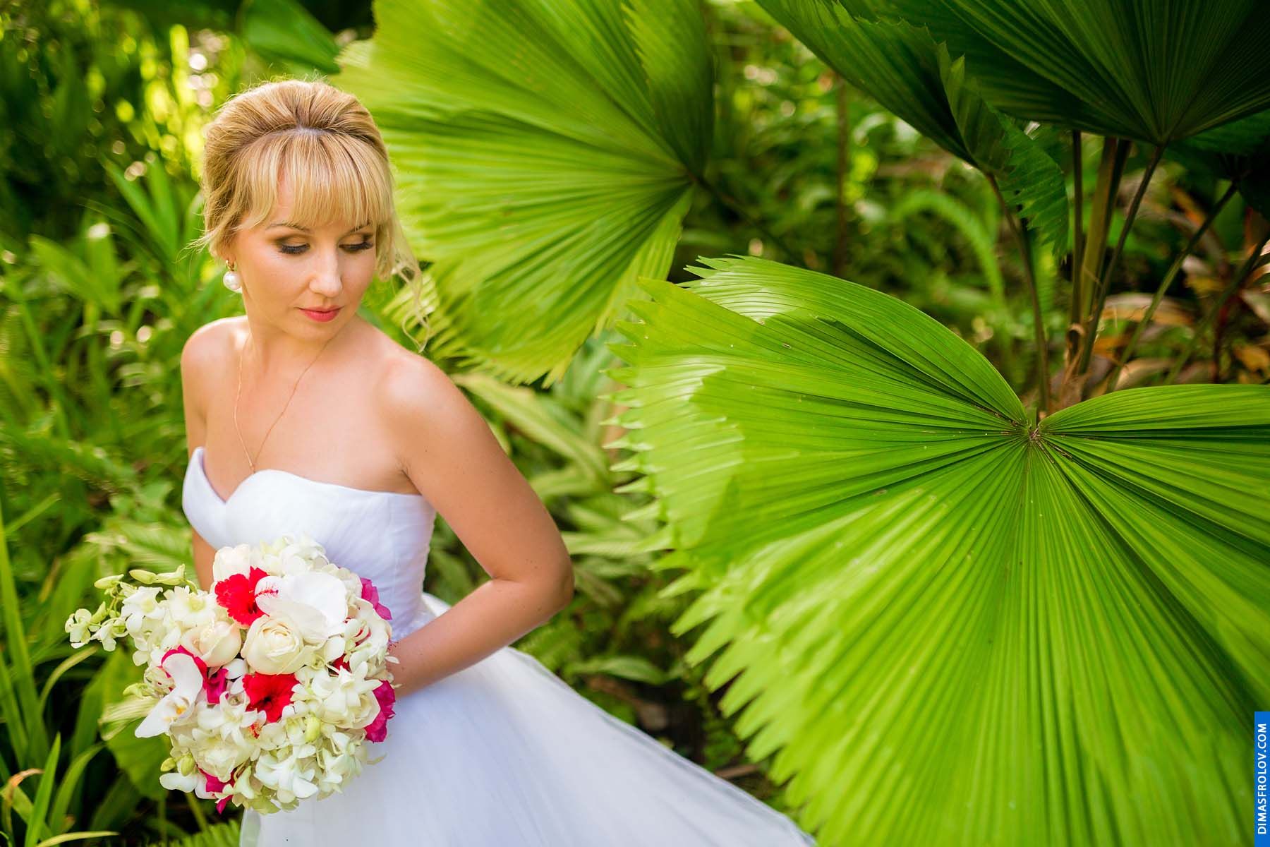 Bridal Bouquet for Tropical Wedding on Koh Samui. photographer Dimas Frolov. photo1222