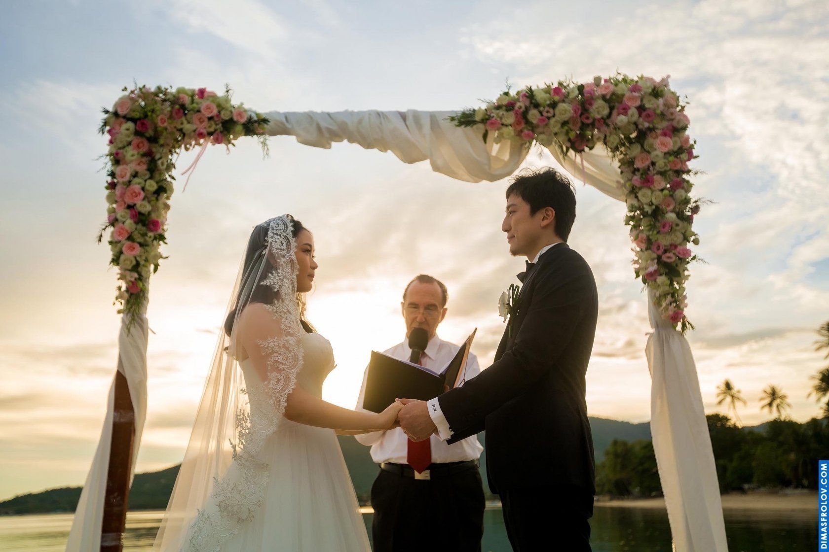 Wedding Photo Shooting at Le Meridien Koh Samui Resort & Spa. Photo 16567 (2023-05-04 03:47:53)