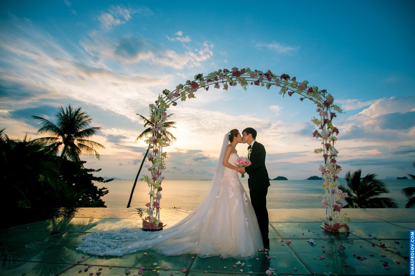 Chinese Destination Wedding at Conrad Hotel, Thailand. Photo 28166 (2023-05-04 03:50:13)
