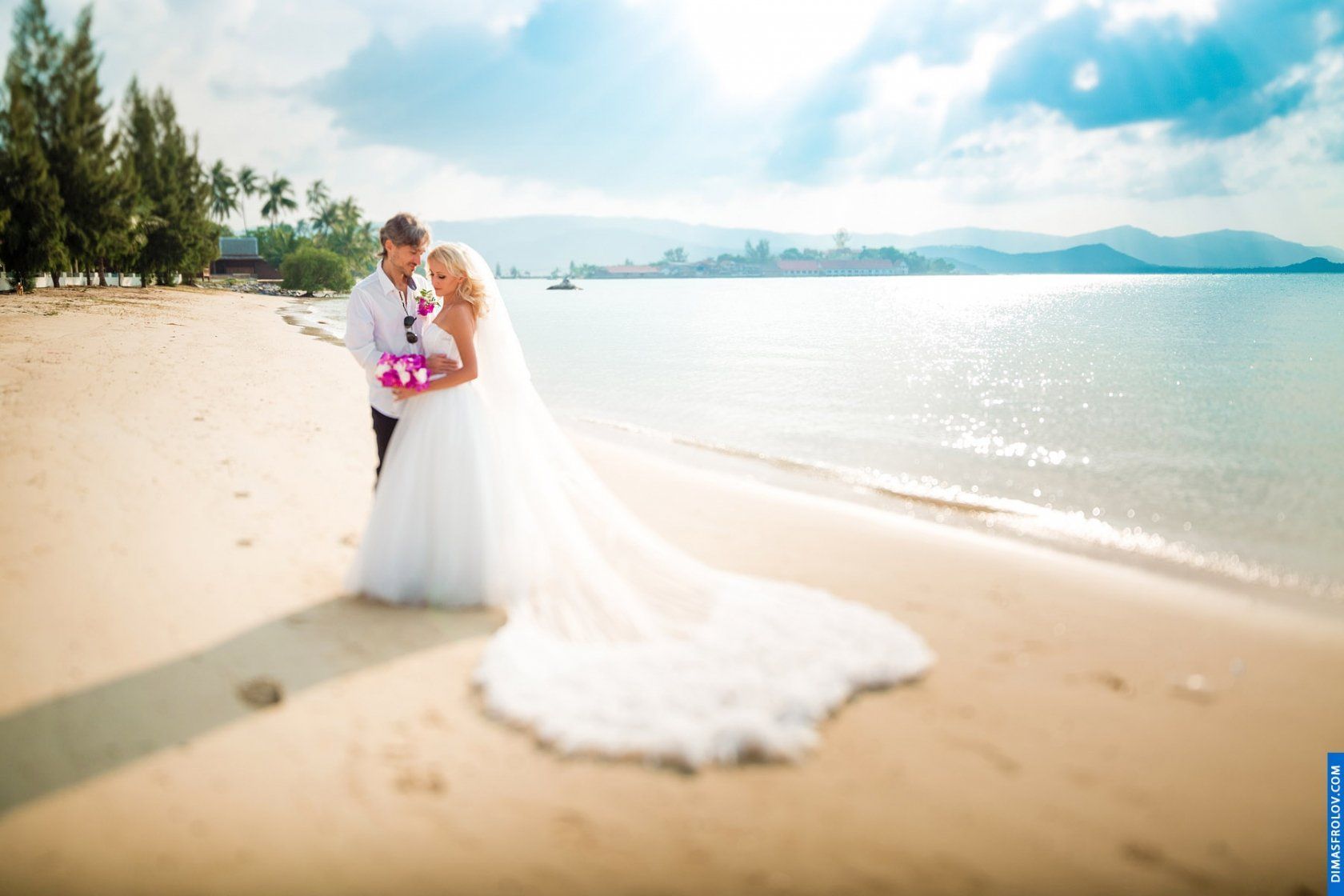 Ирина и Фабри. Свадьба в отеле Deva Beach Resort, Самуи. Фото 3818 (2023-05-04 03:44:34)