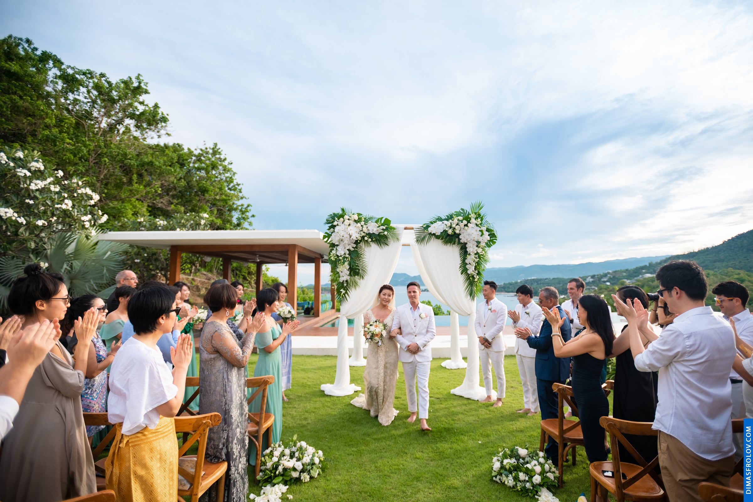 Свадебные фотографии в Samujana Villas. Фото 56424 (2023-05-04 03:56:49)