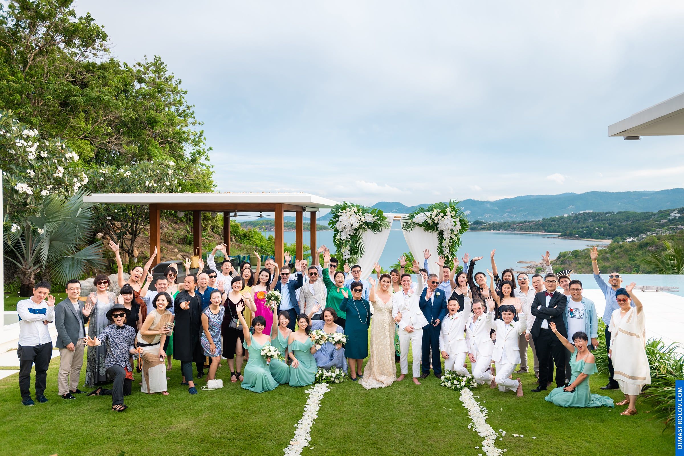 Свадебные фотографии в Samujana Villas. Фото 56443 (2023-05-04 03:56:50)