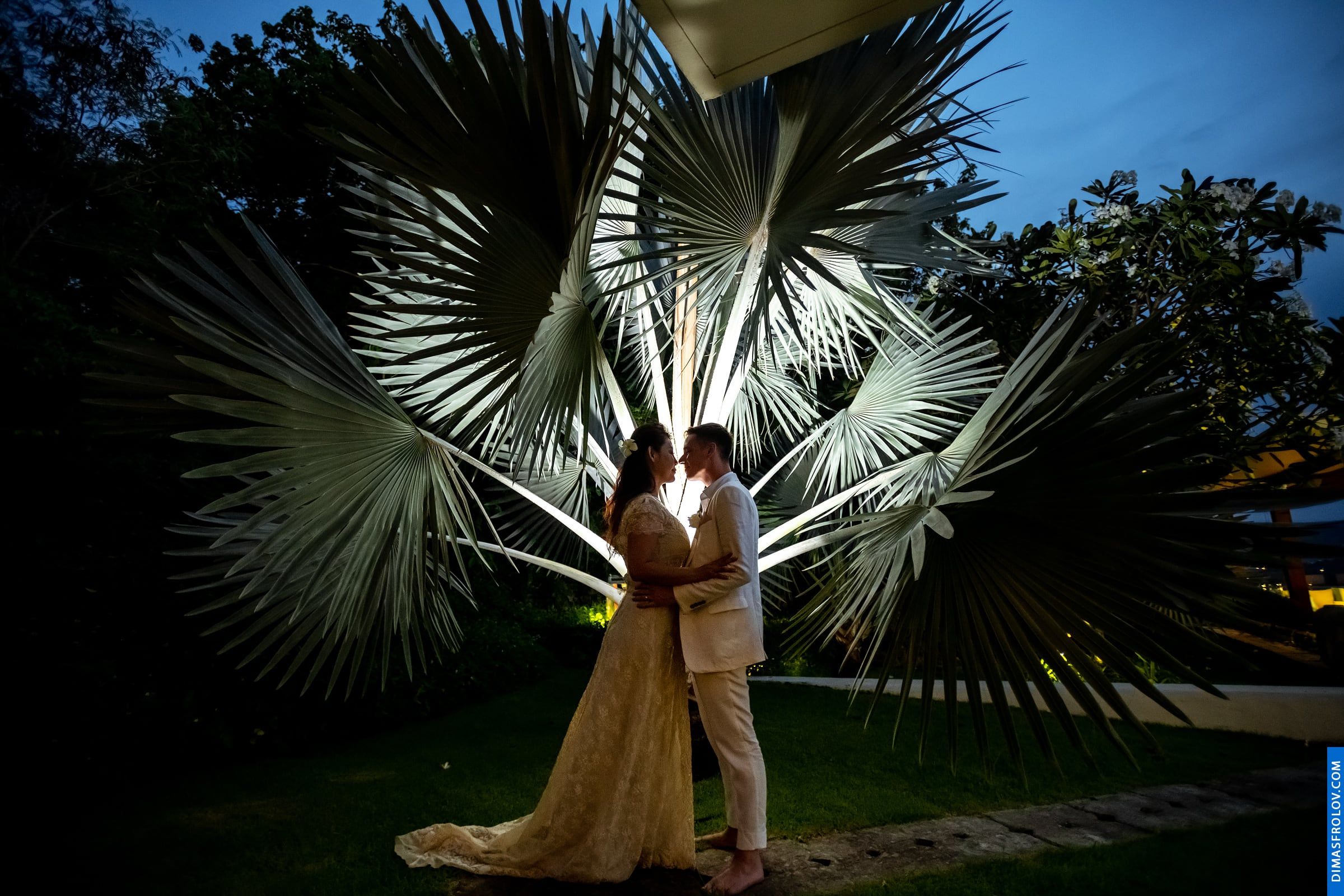Свадебные фотографии в Samujana Villas. Фото 56475 (2023-05-04 03:56:50)