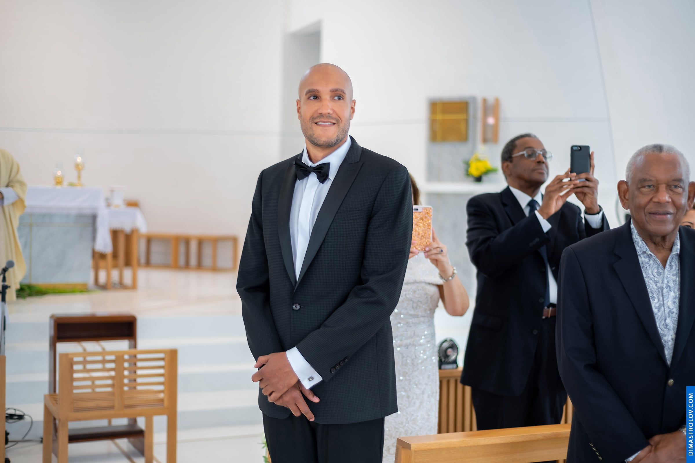 Свадебная съемка Фрэнк и Миранда. Венчание в церкве на Самуи. фото 70823 (2023-05-04 04:00:48)