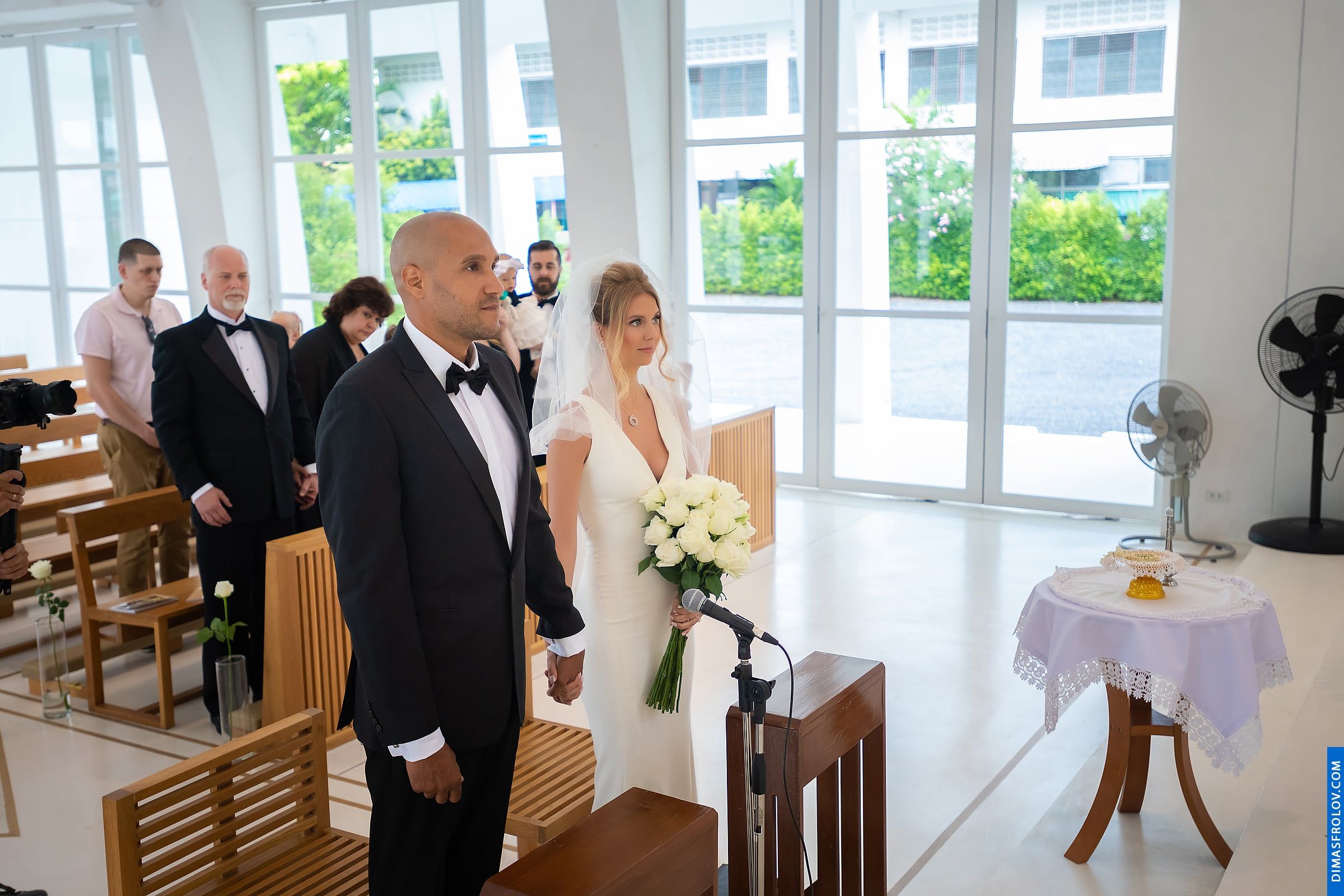 Свадебная съемка Фрэнк и Миранда. Венчание в церкве на Самуи. фото 70796 (2023-05-04 04:00:47)