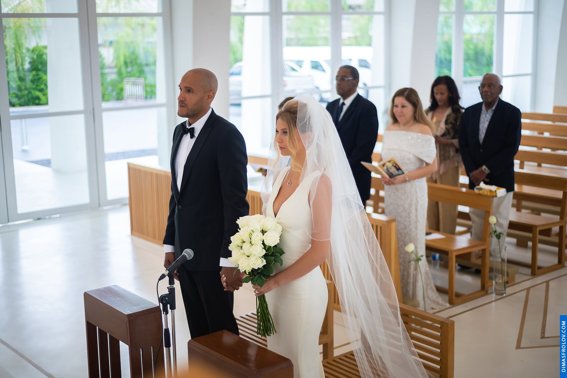Свадебная съемка Фрэнк и Миранда. Венчание в церкве на Самуи. фото 70746 (2023-05-04 04:00:46)