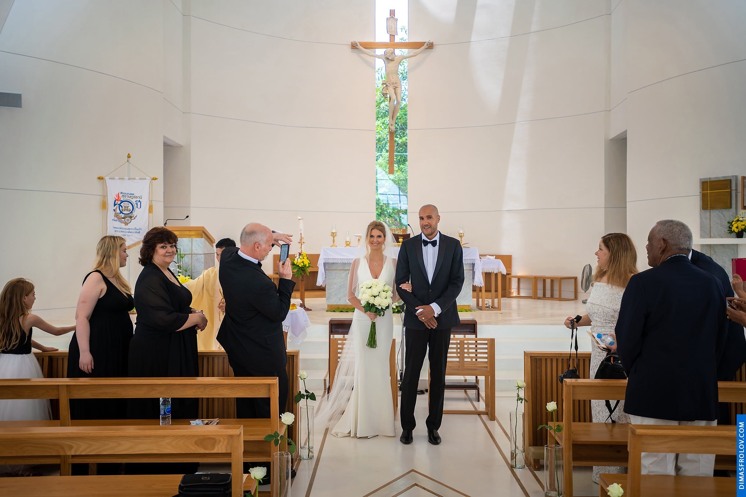 Весільна зйомка Френк і Міранда. Вінчання у церкві на Самуї. фото 70759 (2023-05-04 04:00:46)