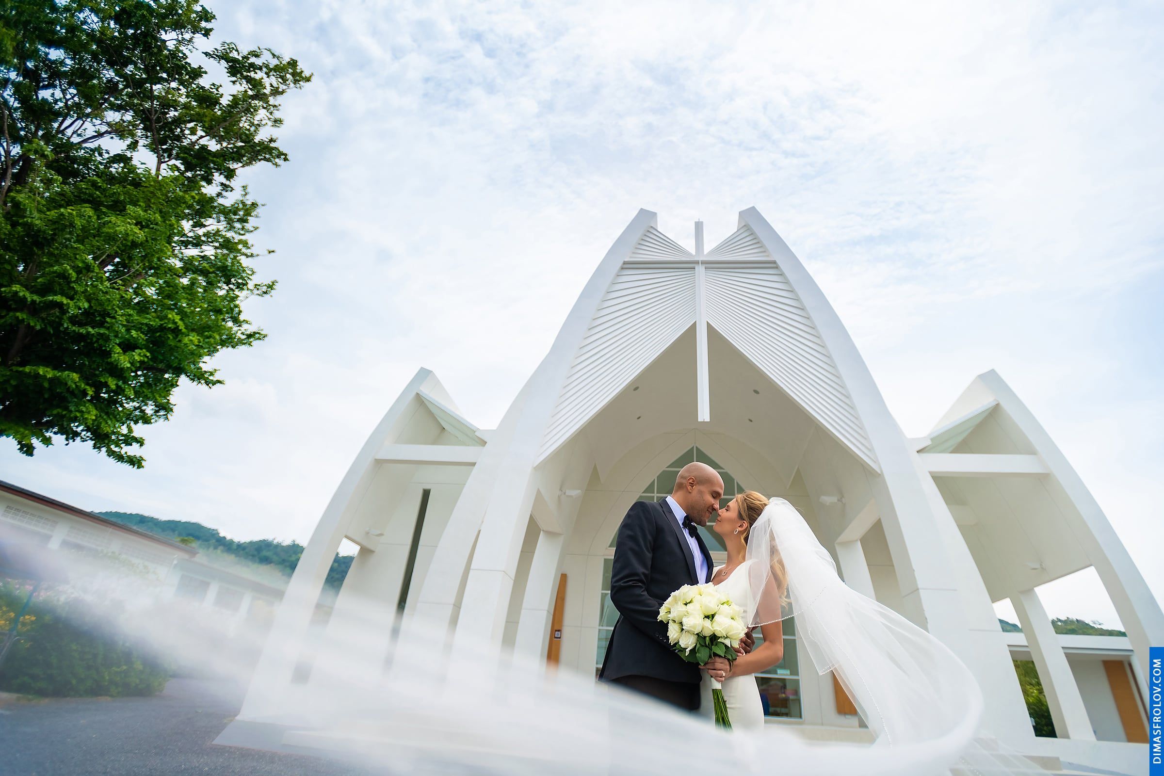 Весільна зйомка Френк і Міранда. Вінчання у церкві на Самуї. фото 70885 (2023-05-04 04:00:49)