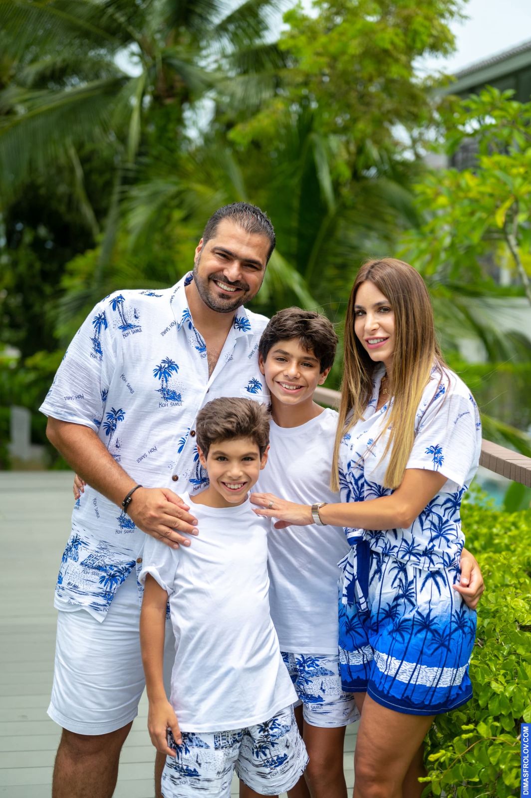 กระบวนการถ่ายภาพครอบครัว Farah & Rami & boys. บาทต่อภาพ 110865 (2023-05-04 04:13:56)