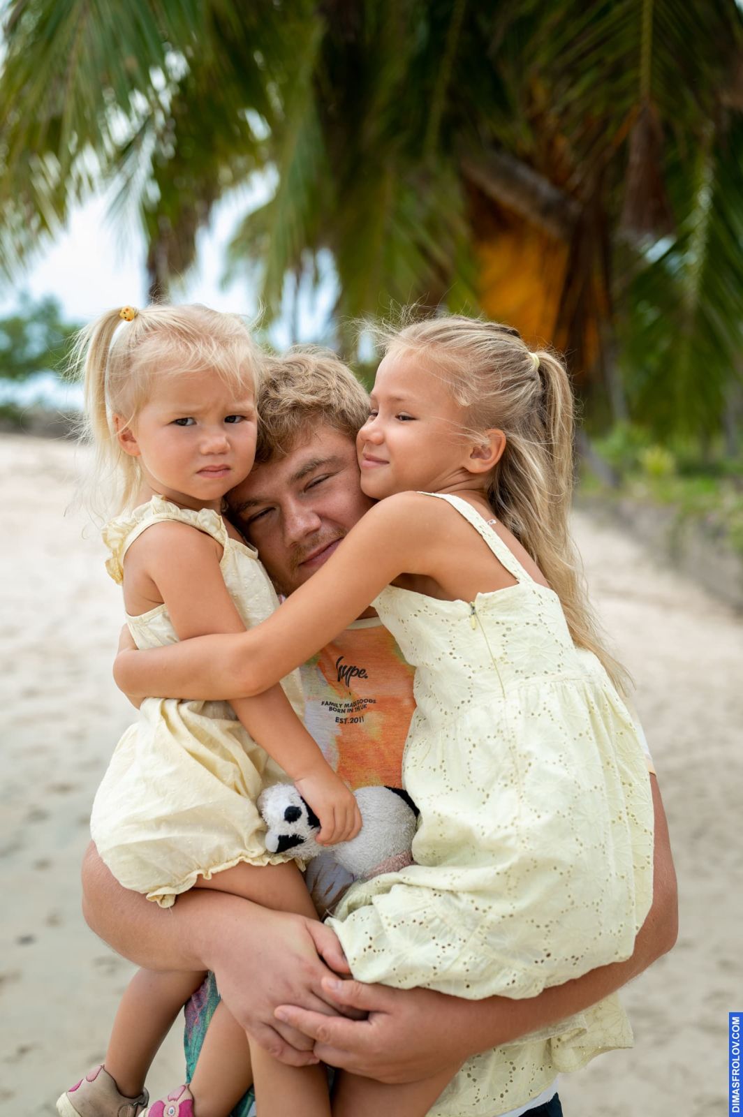 Family photo shoot Pavlo & Violetta with children. photo 113670 (2023-05-04 04:14:45)