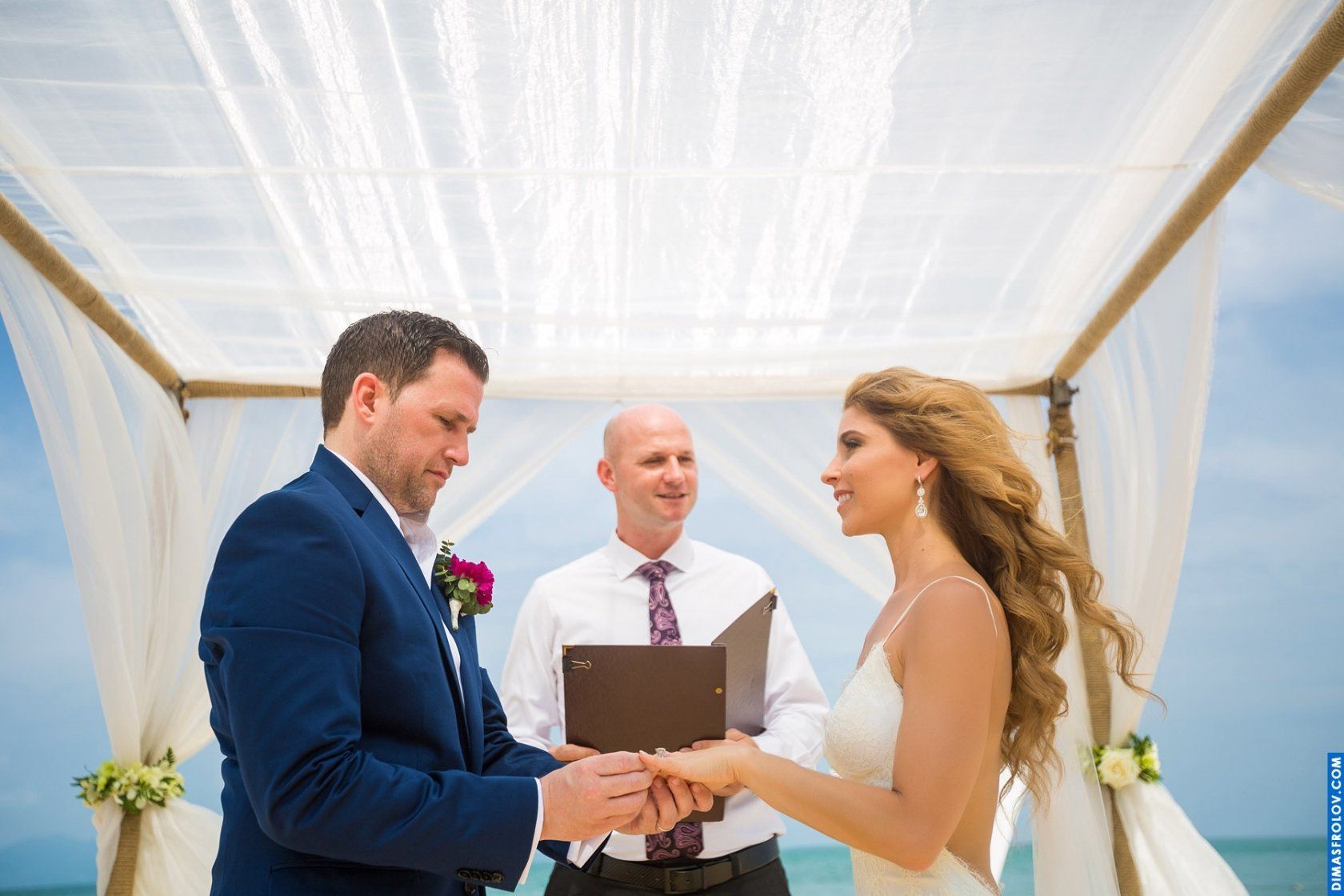 การถ่ายภาพแต่งงาน ณ โรงแรมดับเบิ้ลยู เกาะสมุย - Ryan & Chelsi. บาทต่อภาพ 1545 (2023-05-04 03:43:12)