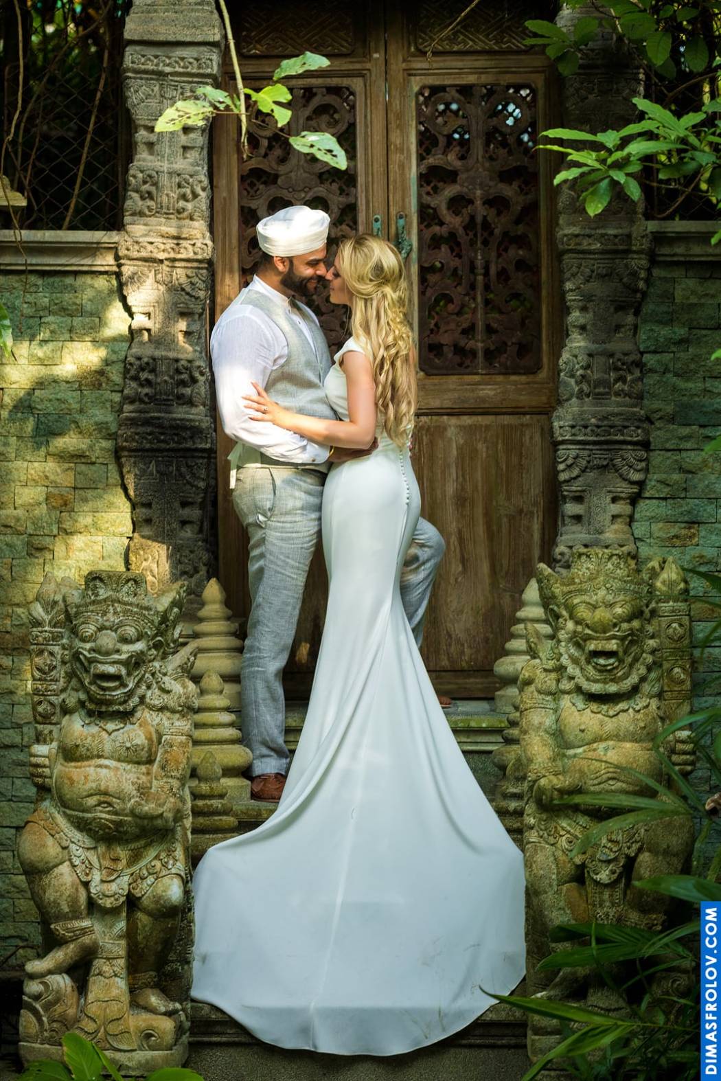 Deep & Elyse. Wedding photography in Nora Buri Hotel. Photo 128929 (2025-04-01 05:37:12)