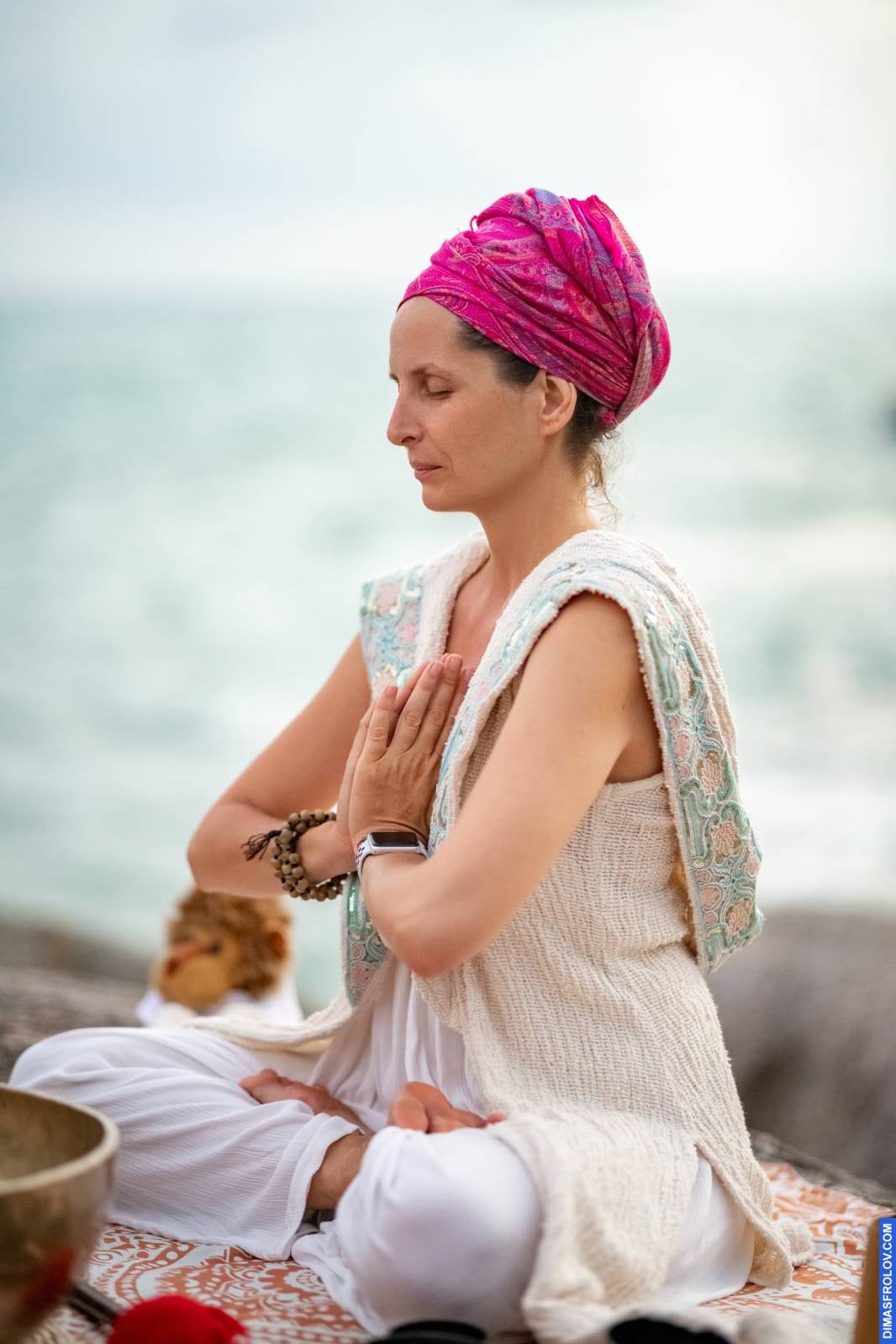 events Yoga meditation with Tibetan singing bowls. photo 102367 (2023-05-03 22:11:13)