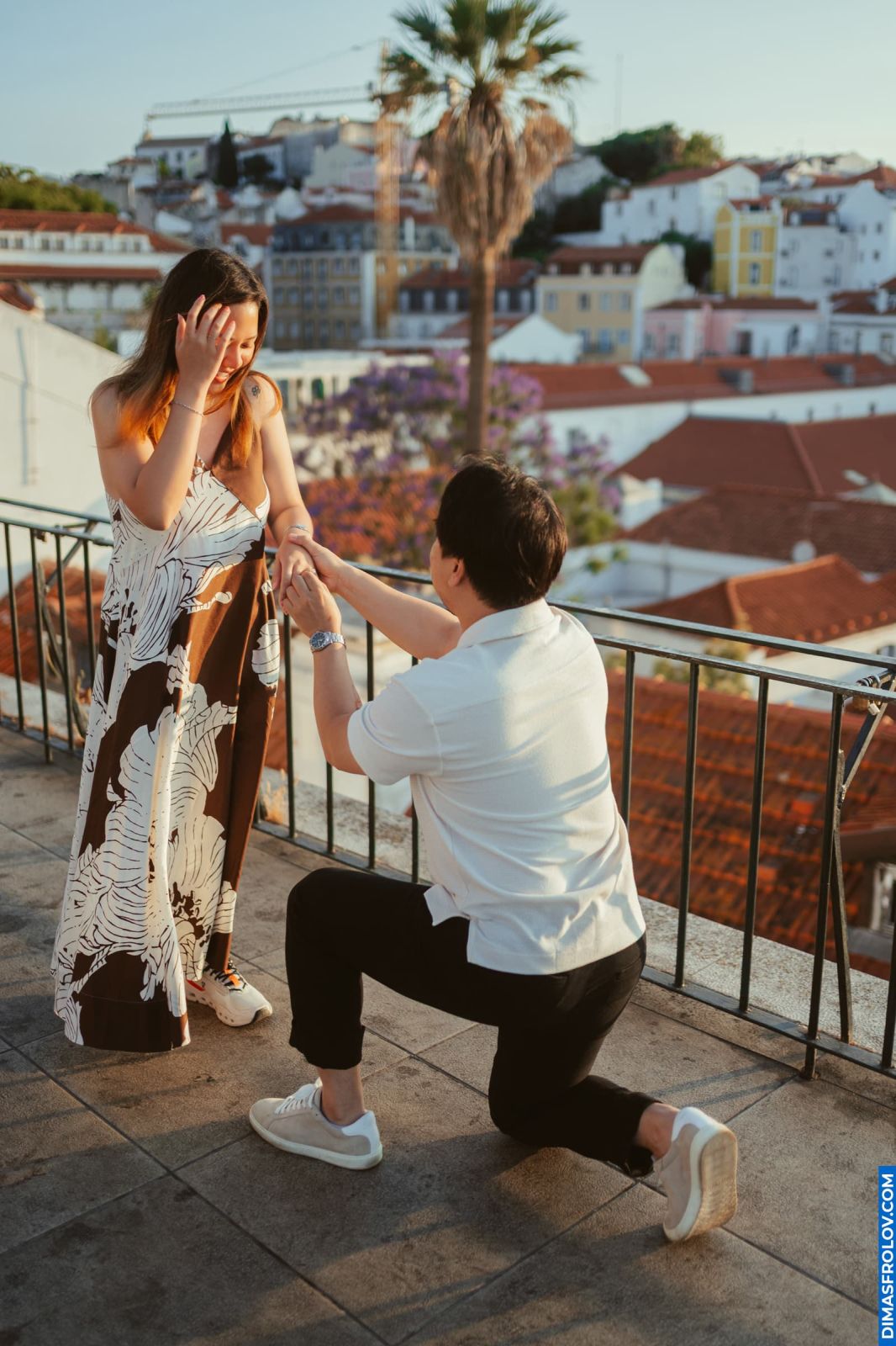 Surprise Proposal in Alfama. Photo 129469 (2025-06-28 08:21:26)