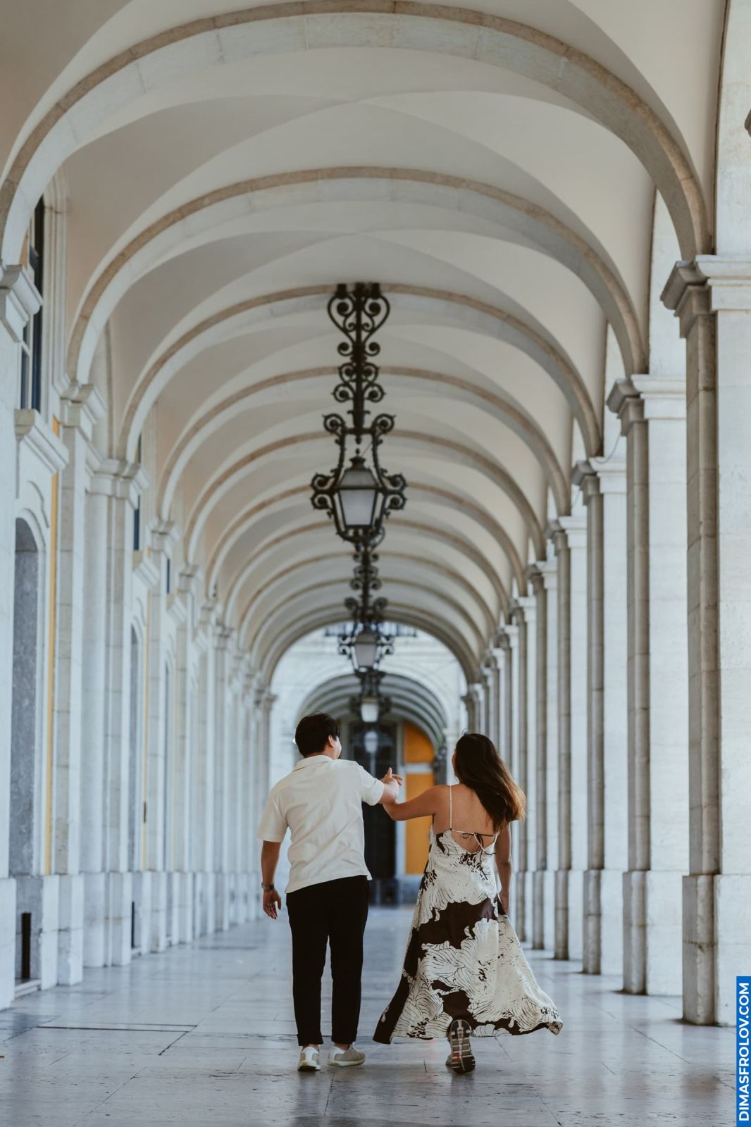 Surprise Proposal in Alfama. Photo 129537 (2025-06-28 08:21:31)