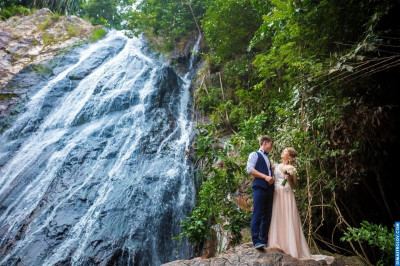 Pictures for post about Samui Photo shoot location: Na Muang Waterfall