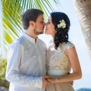 The userpic of client, who leaves the review: Alex and Kristina