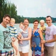 Аватарка клієнта, який залишив відгук: Мірко, Торстен та дружини та діти