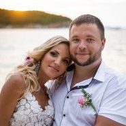 The userpic of client, who leaves the review: Alexander and Irina